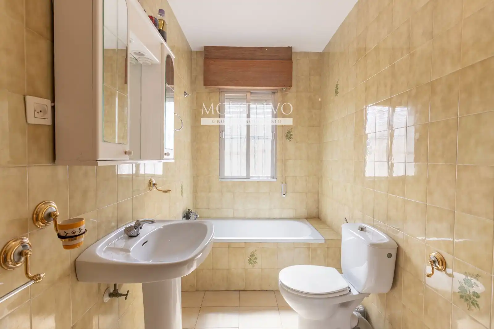 Bathroom of Houses for sale in Atarfe  with Heating and Storage room