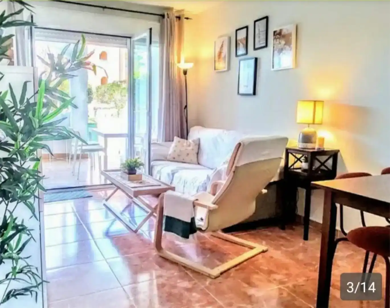 Sala de estar de Piso de alquiler en Vera con Aire acondicionado, Jardín privado y Piscina