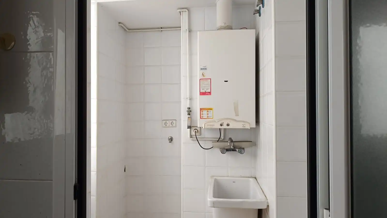 Bathroom of Flat for sale in Vilafranca del Penedès  with Heating, Terrace and Community pool