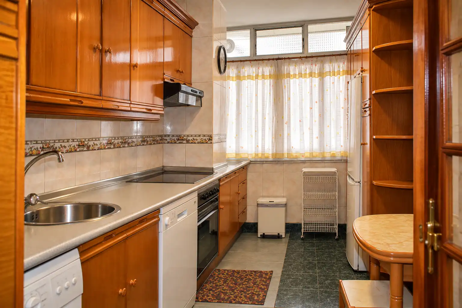 Flat with terrace for sale in Parque Cataluña, imagen 3