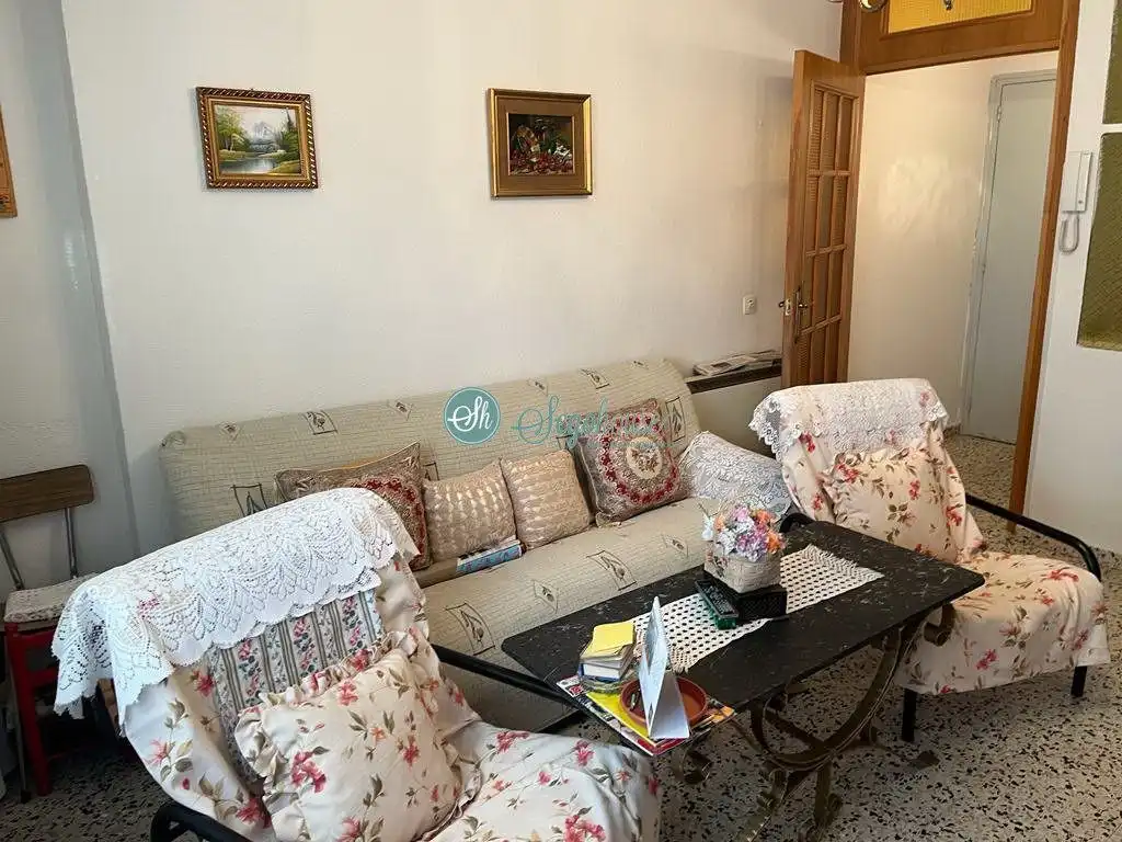 Sala de estar de Piso en venta en Segovia con Calefacción y Trastero