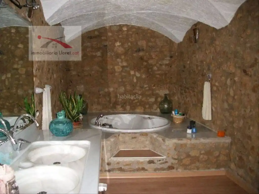 Casa amb jardí en venda a Palafolls, imagen 2