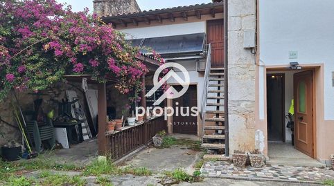 Foto 2 de Casa adosada en venda a Nueva, Pría - Nueva-Hontoria - Naves, Llanes