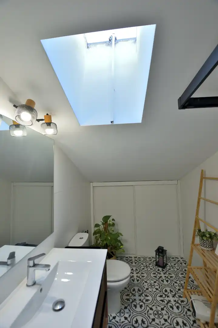Ático con ascensor en venta en Calle Comandante Salvador Carrasco, imagen 7