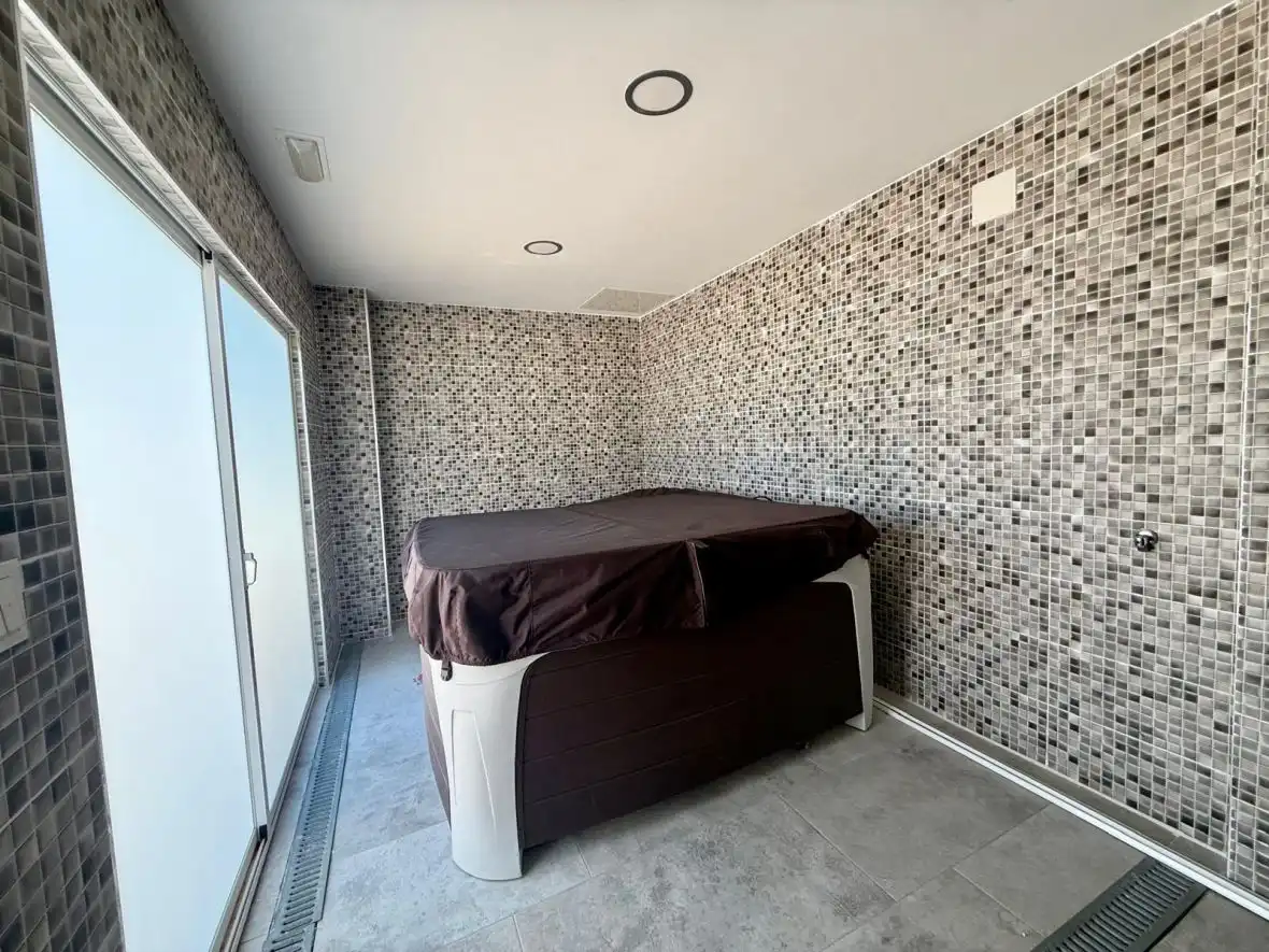 Dormitori de Apartament en venda en Santa Pola amb Calefacció, Terrassa i Piscina