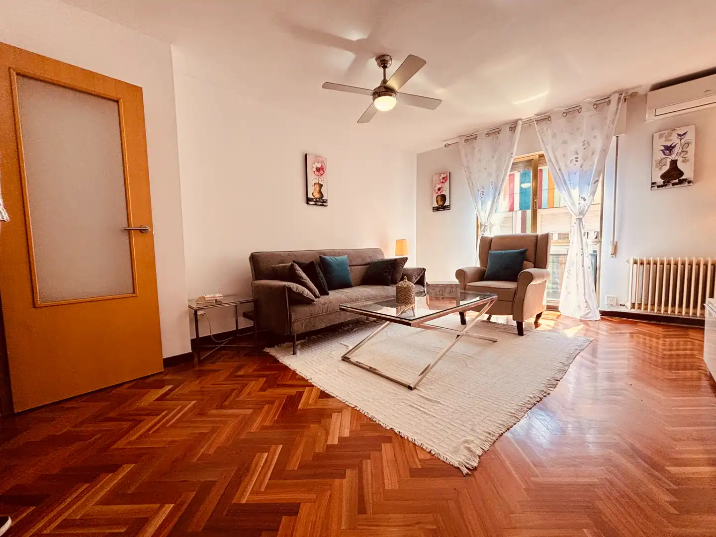 Sala d'estar de Pis en venda en Getafe amb Aire condicionat, Calefacció i Parquet