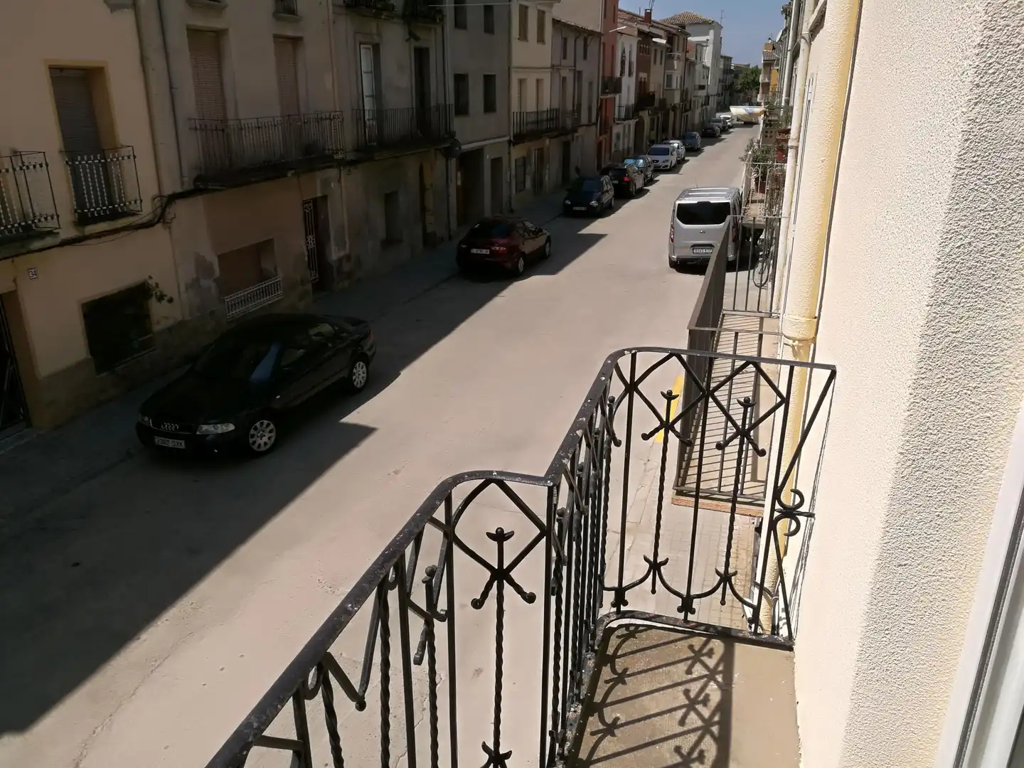 Vista exterior de Casa adosada de lloguer en Bellvís, Lleida