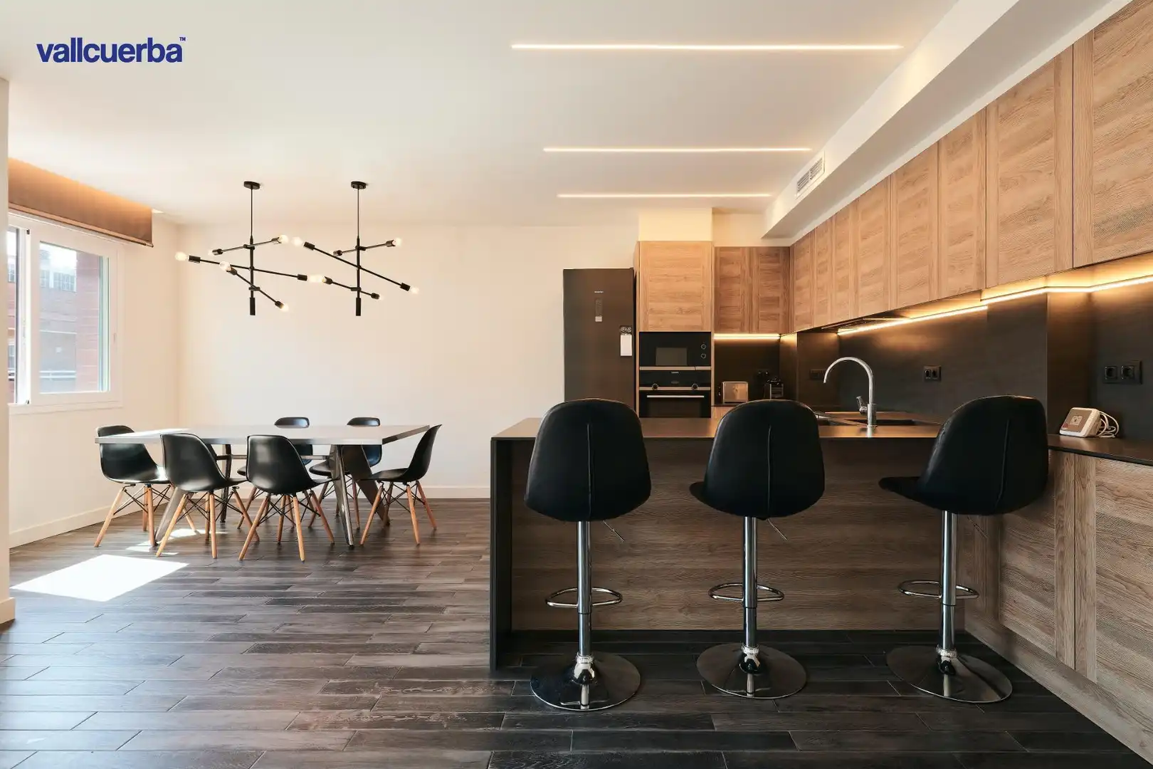 Kitchen of Flat for sale in Barcelona  with Air Conditioner, Heating and Balcony