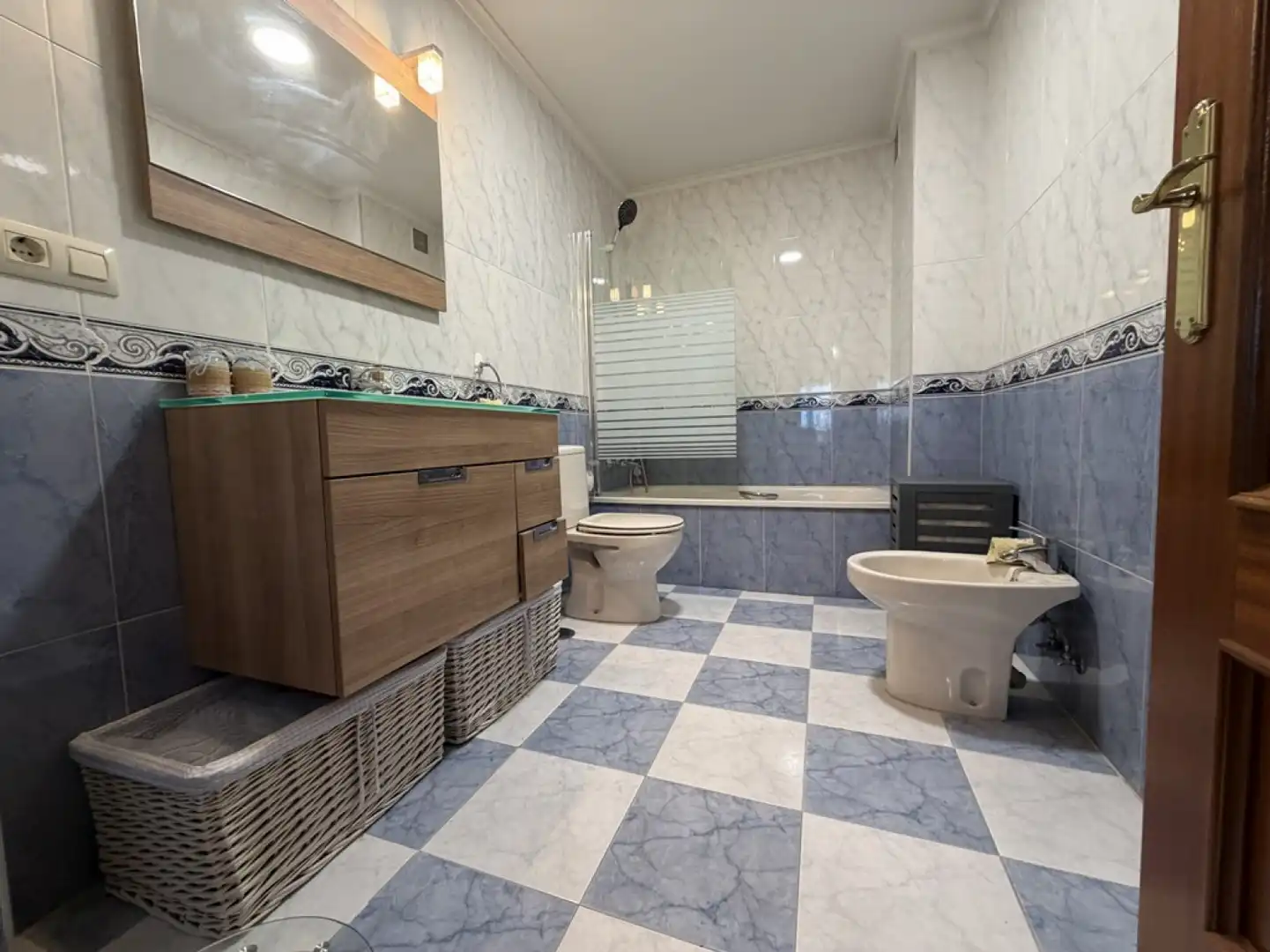 Bathroom of Flat for sale in Corvera de Asturias, Asturias