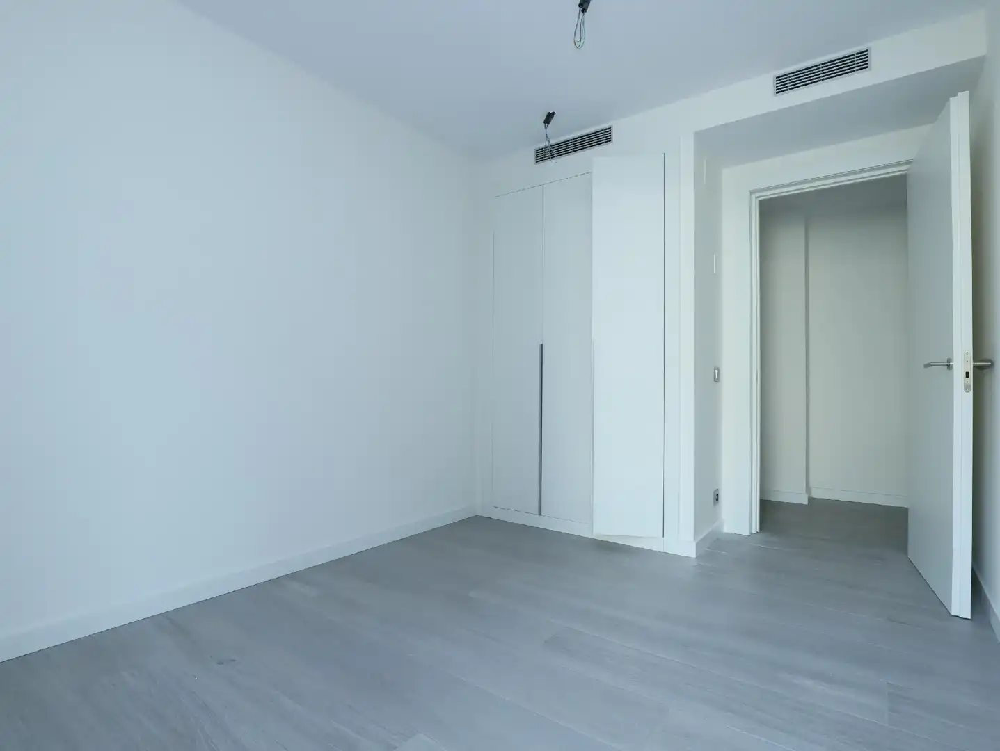 Habitación de Ático en venta en Esplugues de Llobregat con Aire acondicionado, Calefacción y Jardín privado