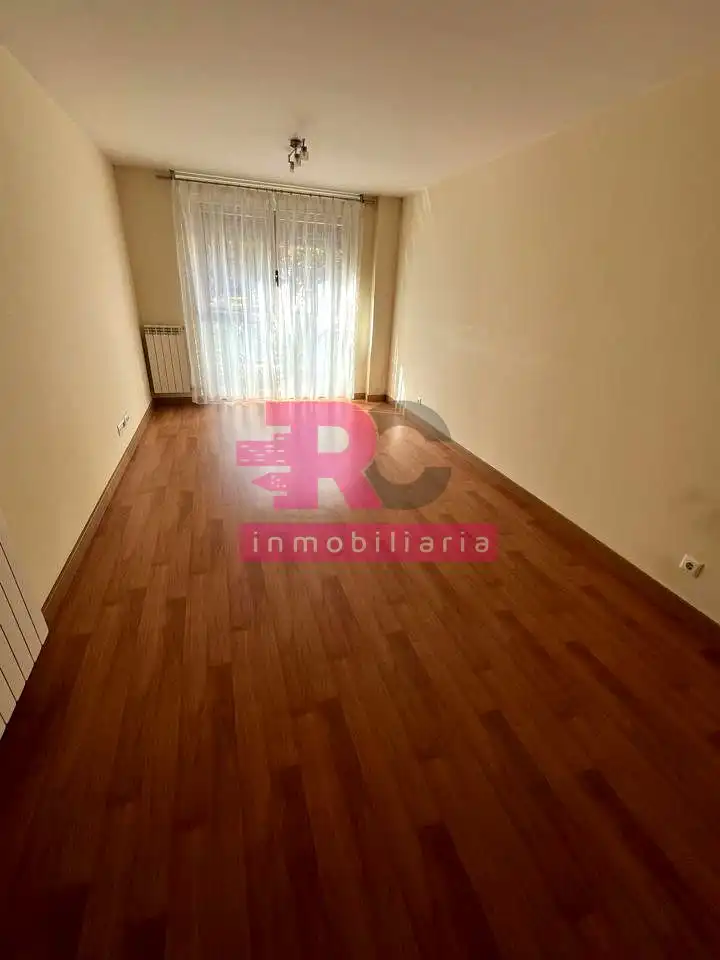 Schlafzimmer von Erdgeschoss zum Verkauf in Moriscos mit Heizung
