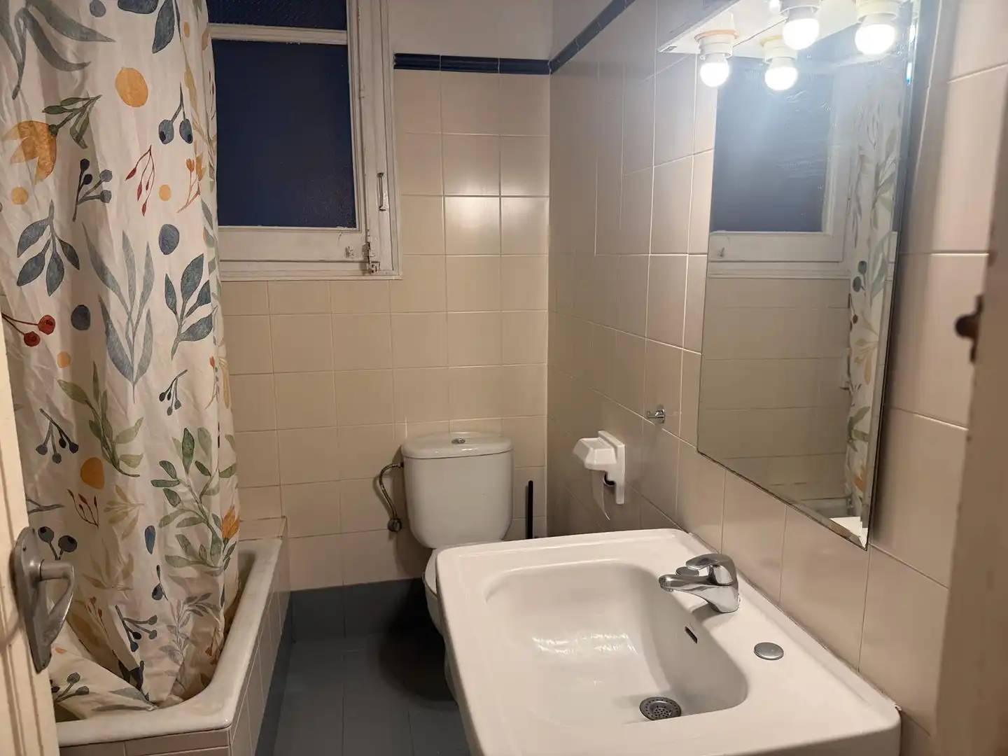 Baño de Piso en venta en Barcelona