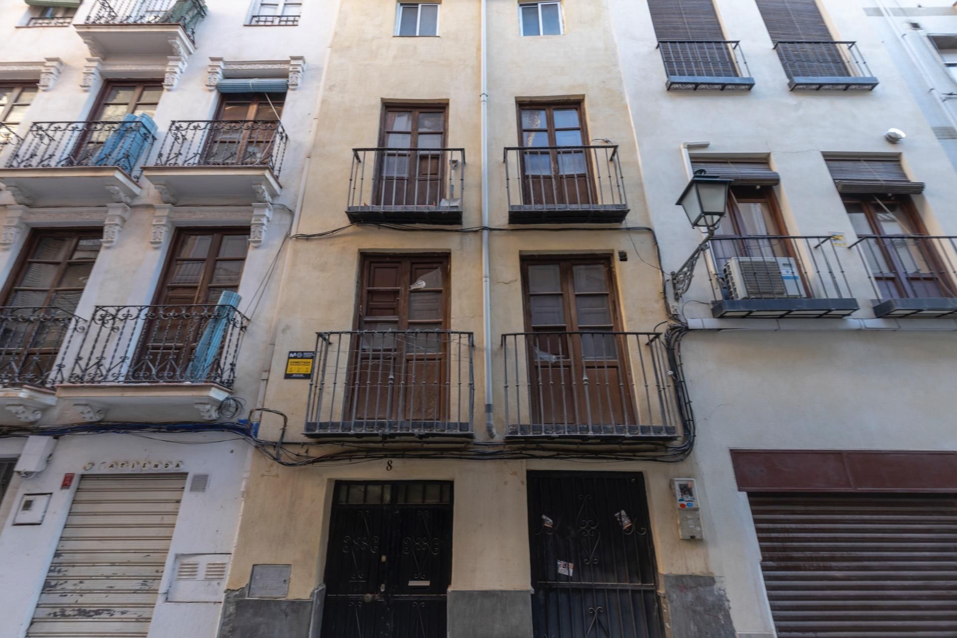 Exterior view of House or chalet for sale in  Granada Capital  with Terrace, Balcony and Alarm