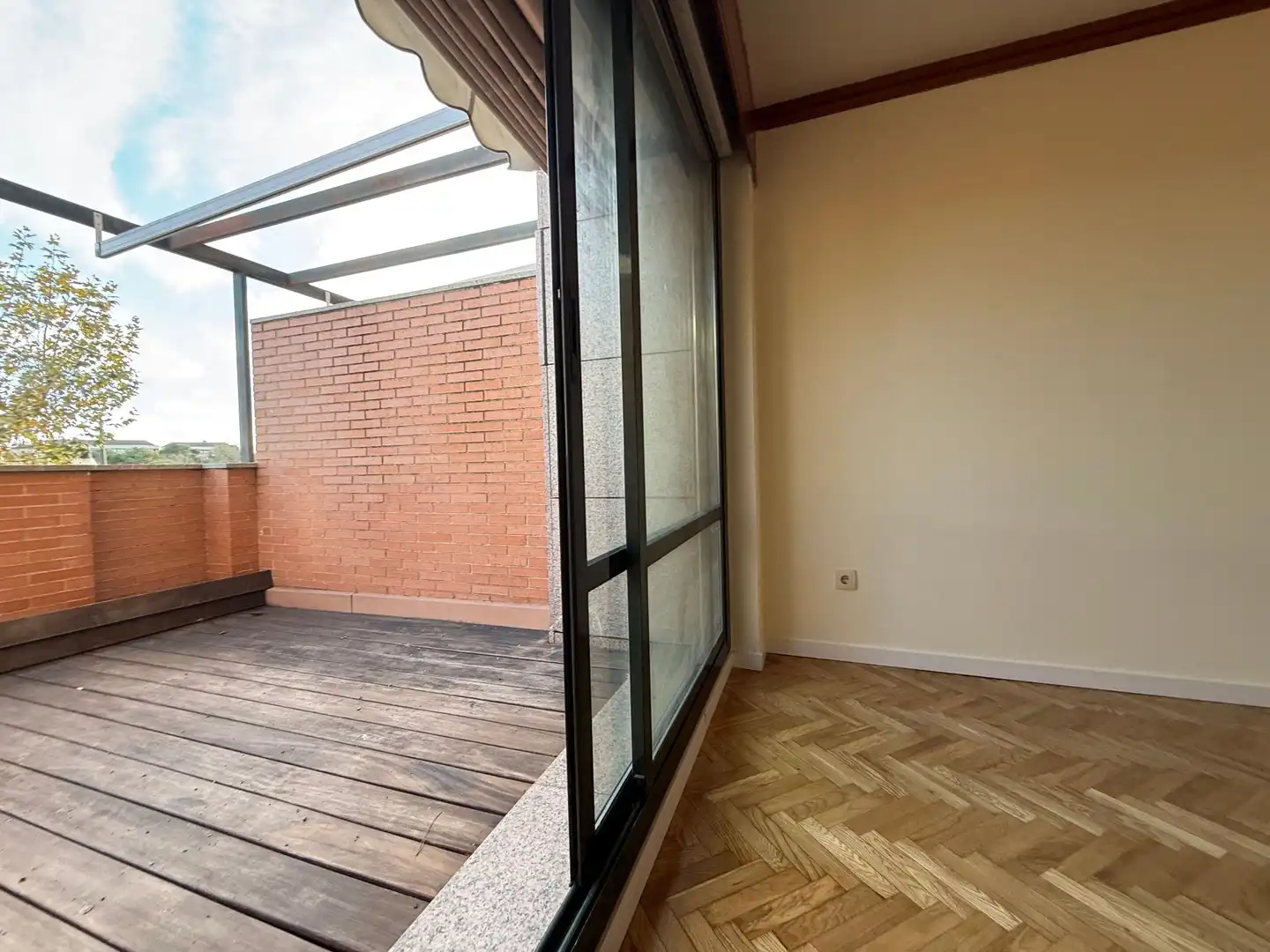 Terraza de Dúplex en venta en Pozuelo de Alarcón con Aire acondicionado, Trastero y Piscina comunitaria