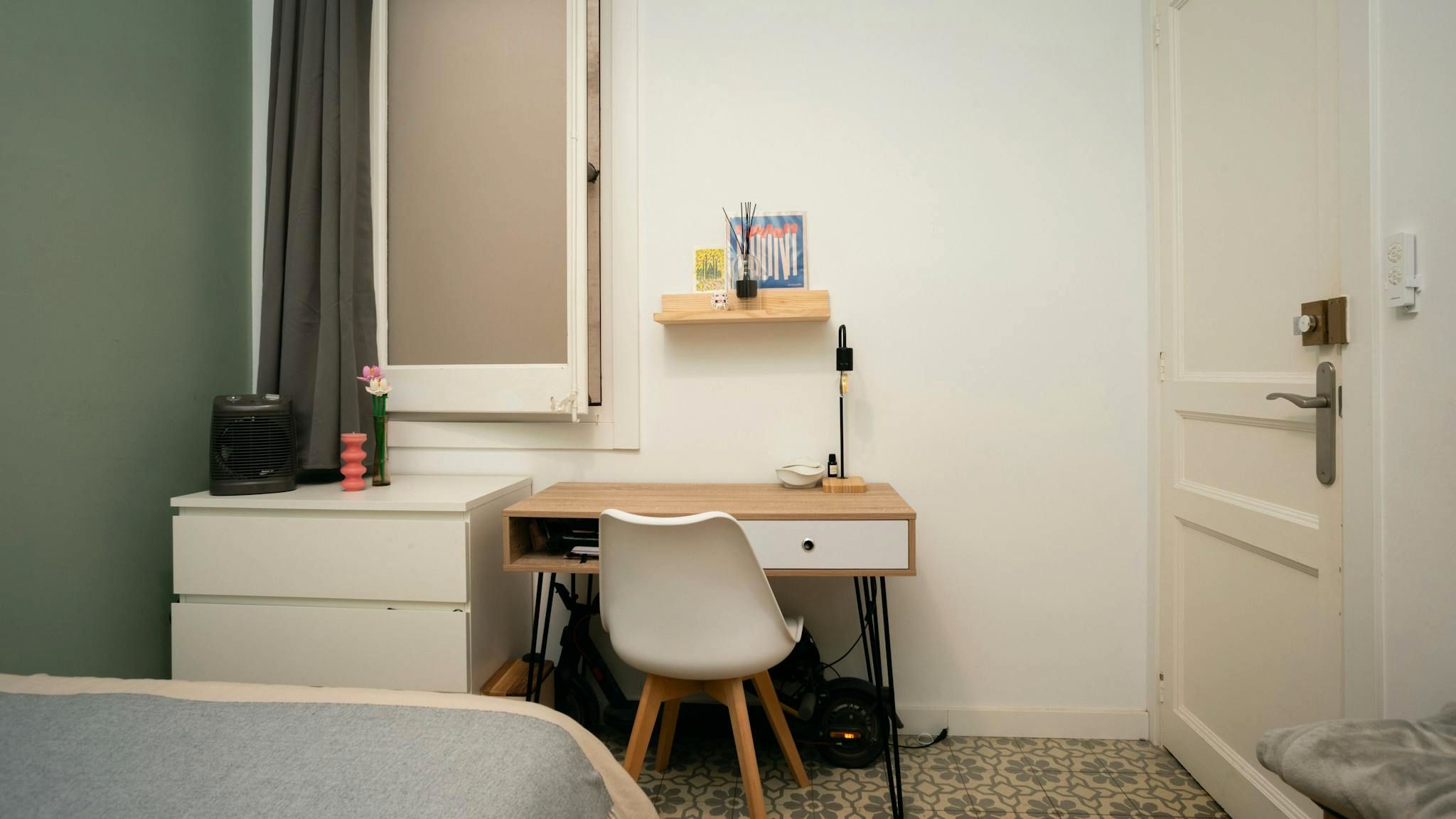 Habitación de Piso para compartir en  Barcelona Capital con Calefacción, Amueblado y Lavadora