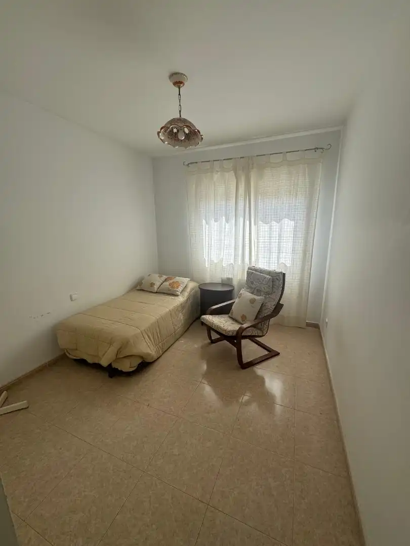 Habitación de Casa o chalet de alquiler en Murcia con Aire acondicionado, Calefacción y Jardín privado