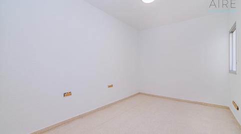 Foto 5 de Ático en venta en Calle Laguna de la Caldera, Crta. De la Sierra, Granada Capital