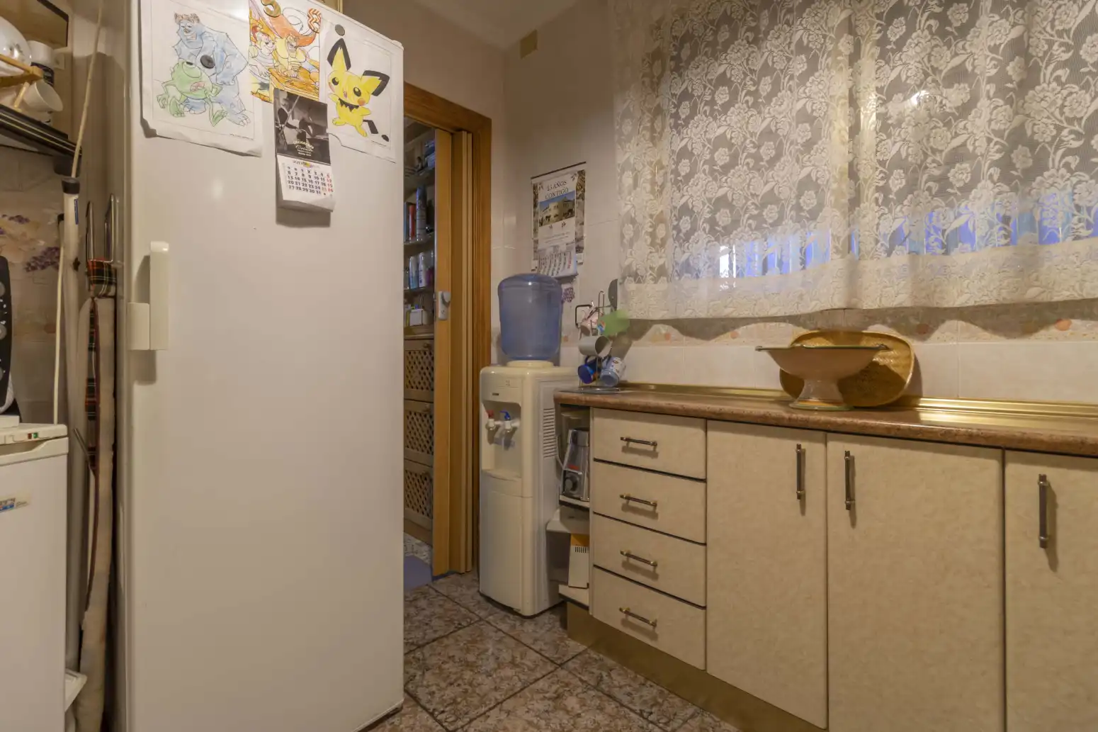 Küche von Haus oder Chalet zum Verkauf in Espartinas mit Klimaanlage, Terrasse und Schwimmbad