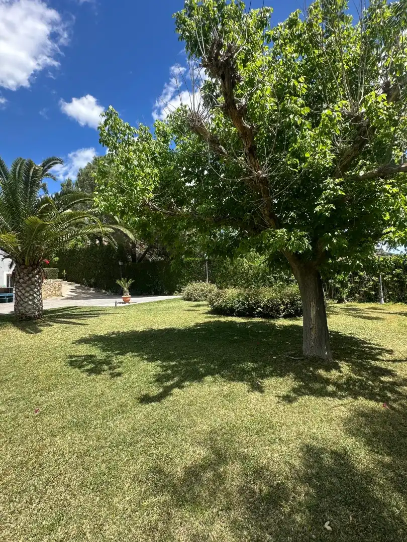 Houses for sale in Poniente-Norte - Miralbaida - Parque Azahara