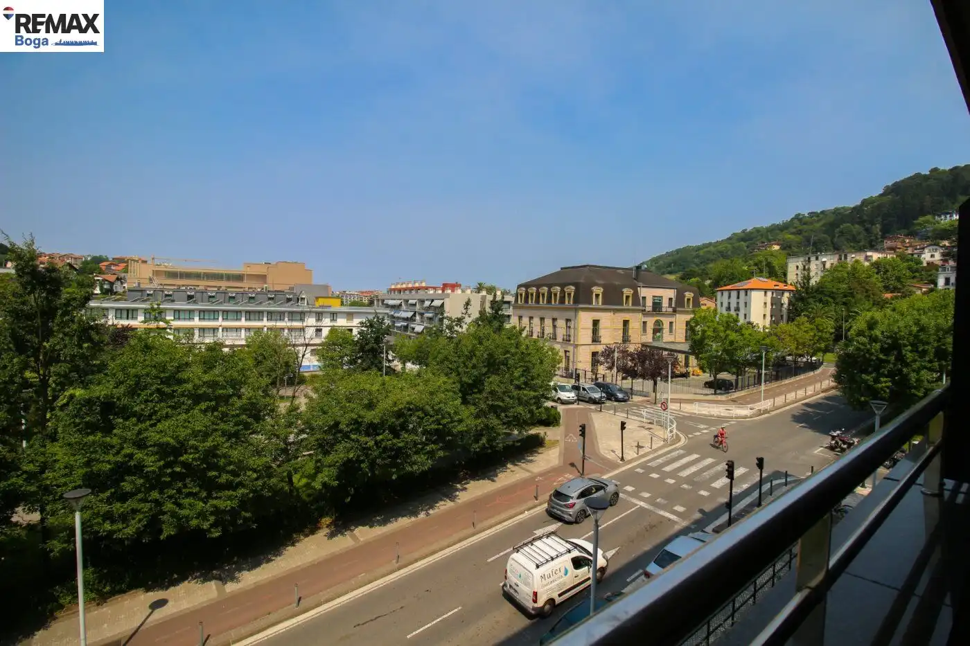 Außenansicht von Wohnung zum Verkauf in Donostia - San Sebastián  mit Heizung, Parkett und Terrasse