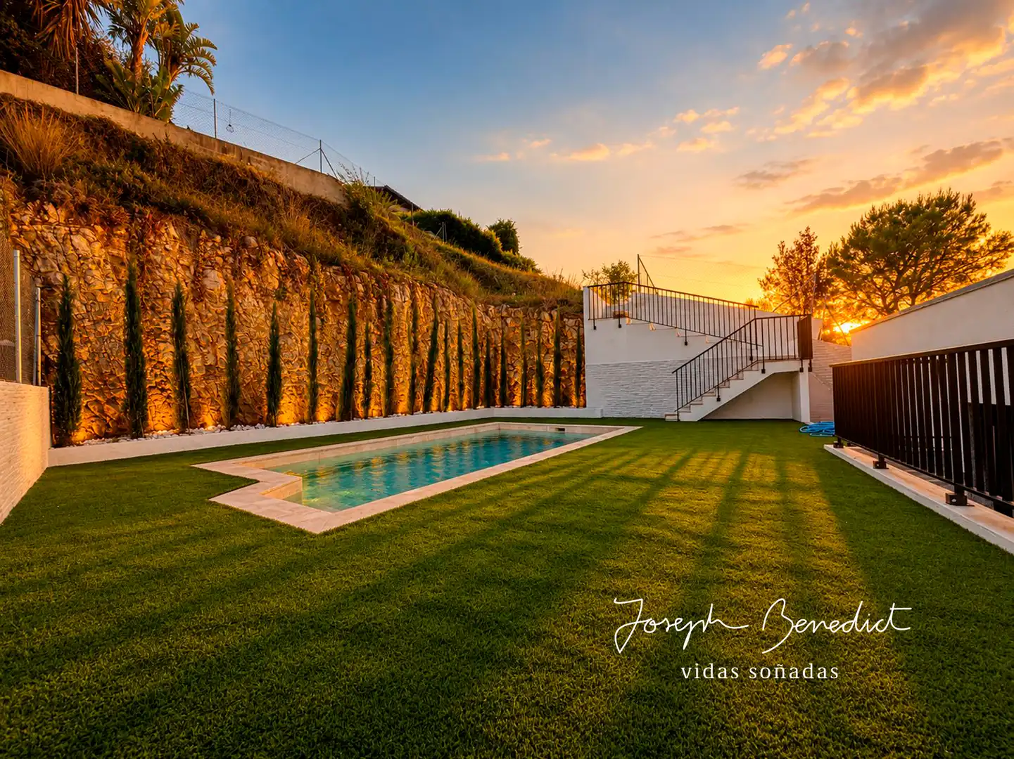 Swimming pool of Houses for sale in Calafell  with Air Conditioner, Heating and Private garden