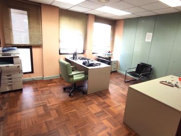 Ufficio con ascensore in affitto a Calle Soria 5