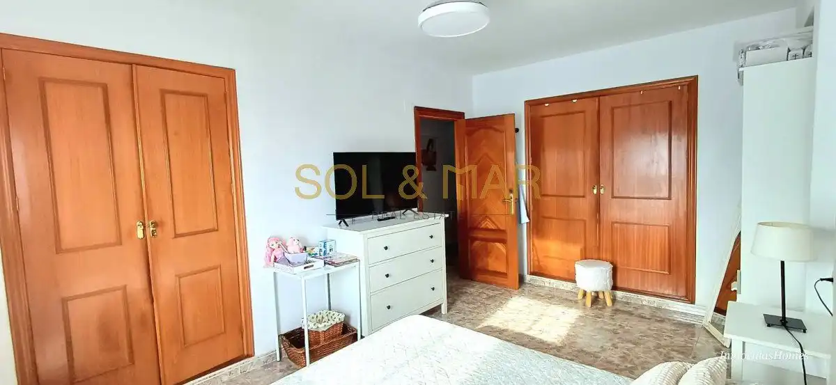 Habitación de Piso en venta en Torremolinos con Aire acondicionado, Calefacción y Terraza