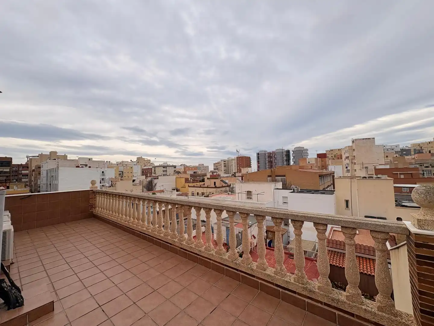 Terrassa de Casa adosada en venda en Almería