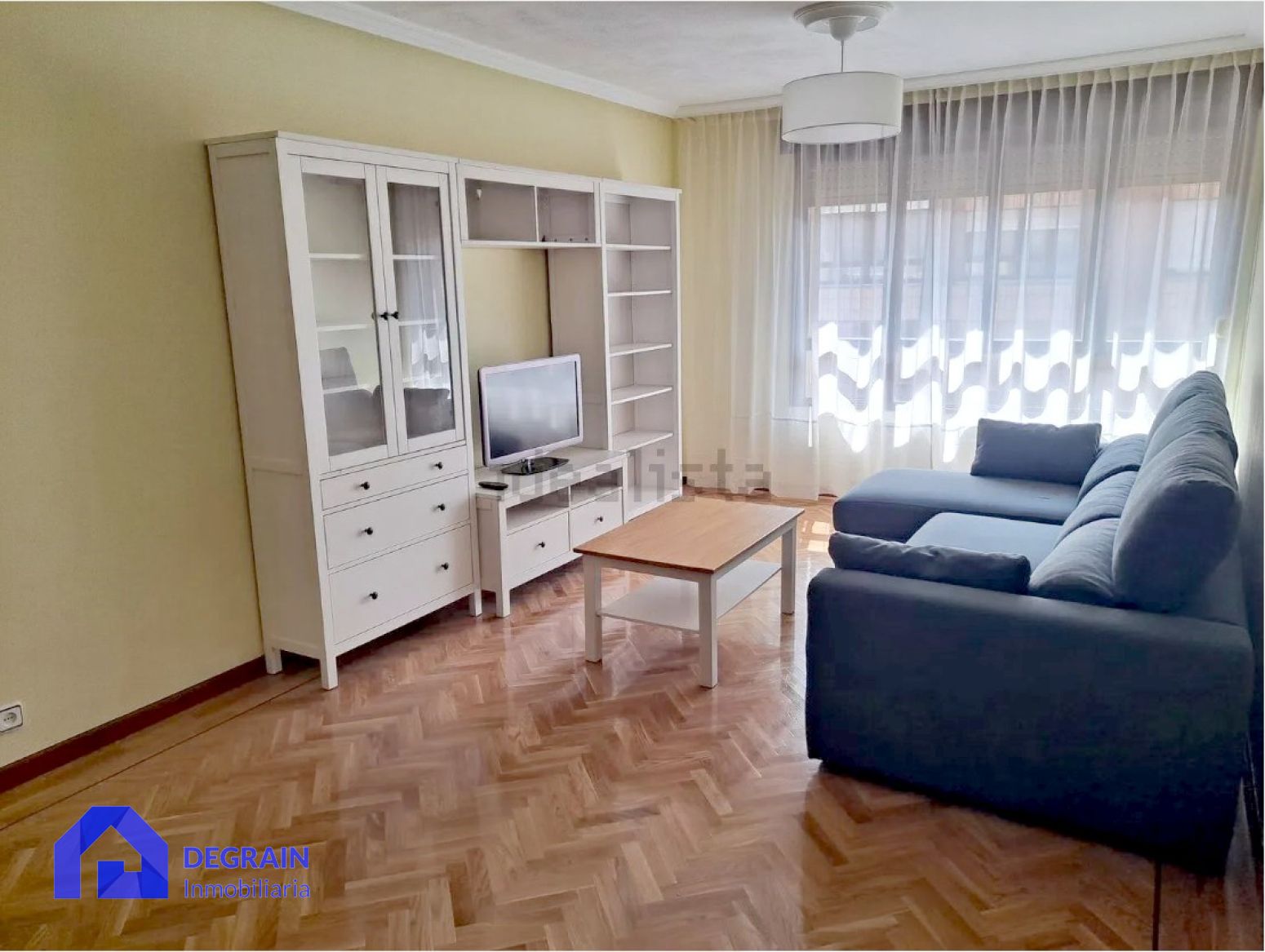 Living room of Flat to rent in Oviedo   with Heating and Furnished