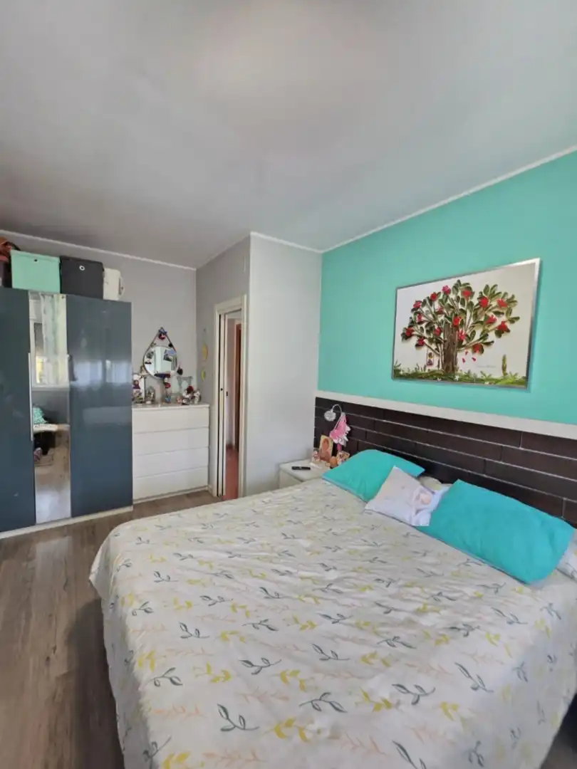 Habitación de Casa o chalet en venta en Sant Fost de Campsentelles con Aire acondicionado, Calefacción y Jardín privado