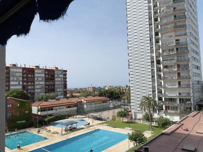 Piscina de Pis en venda en Vilassar de Mar amb Terrassa i Balcó