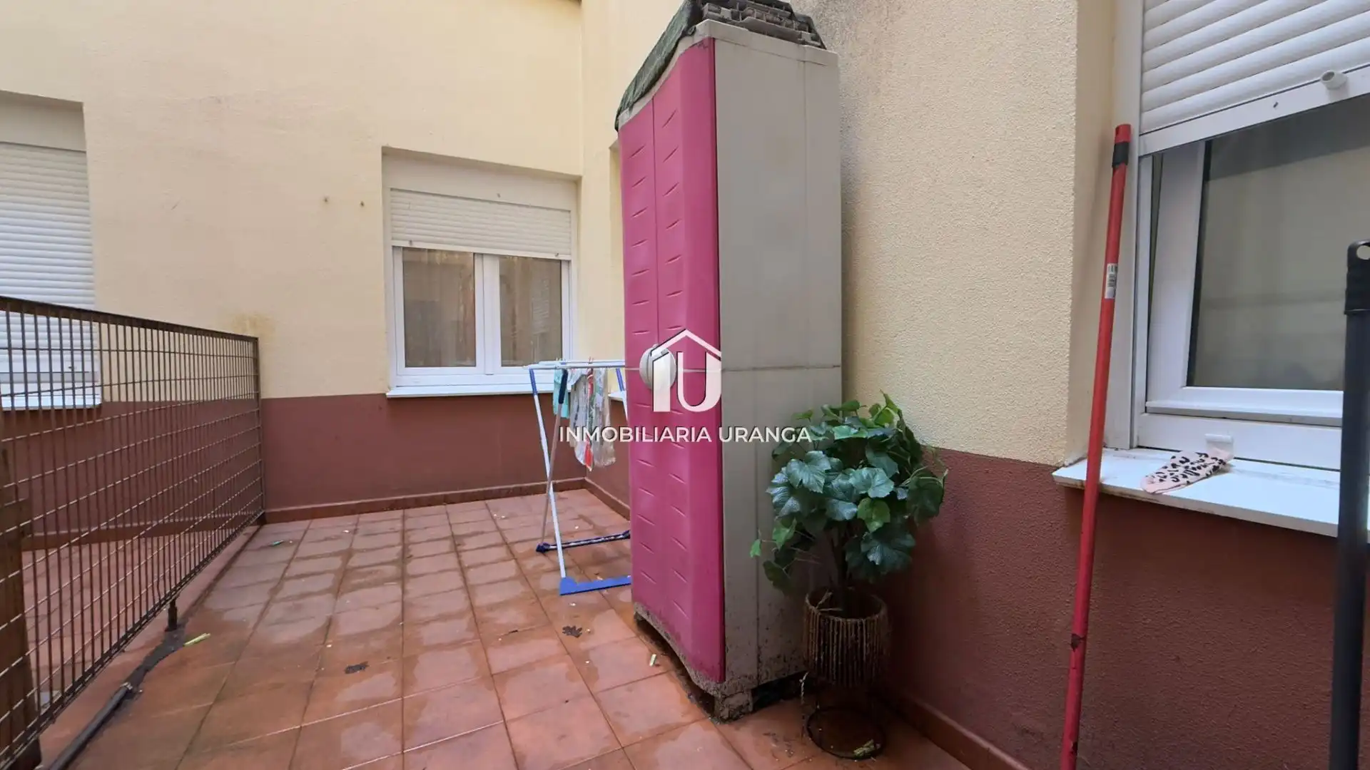 Exterior view of Flat for sale in Laredo  with Heating, Terrace and Furnished