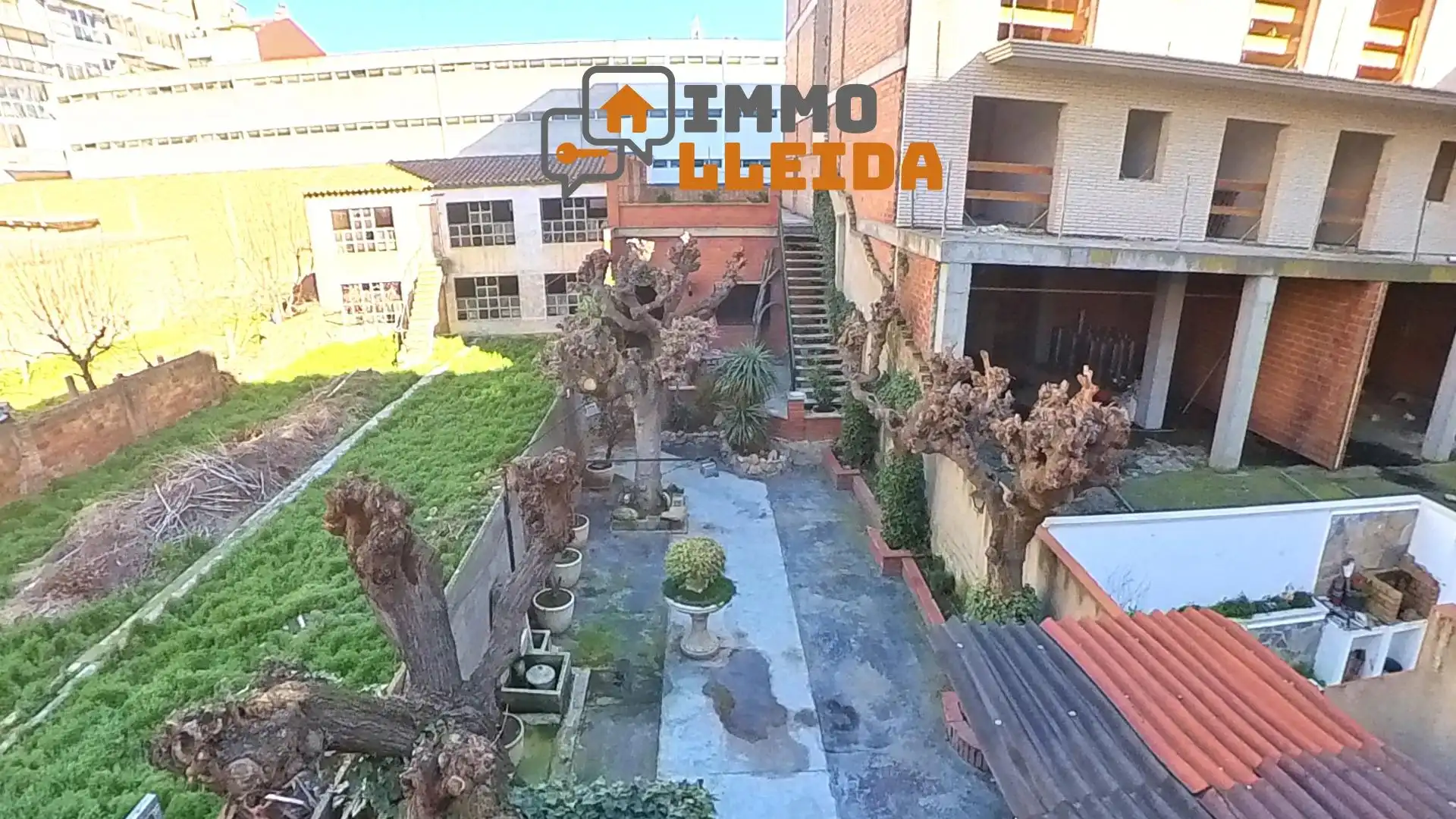 Vista exterior de Piso en venta en Balaguer con Calefacción, Jardín privado y Terraza