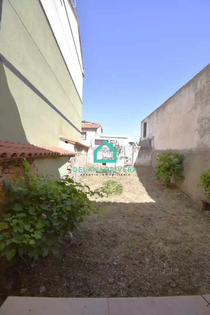 Vista exterior de Casa o chalet en venta en Molina de Aragón con Calefacción, Jardín privado y Trastero