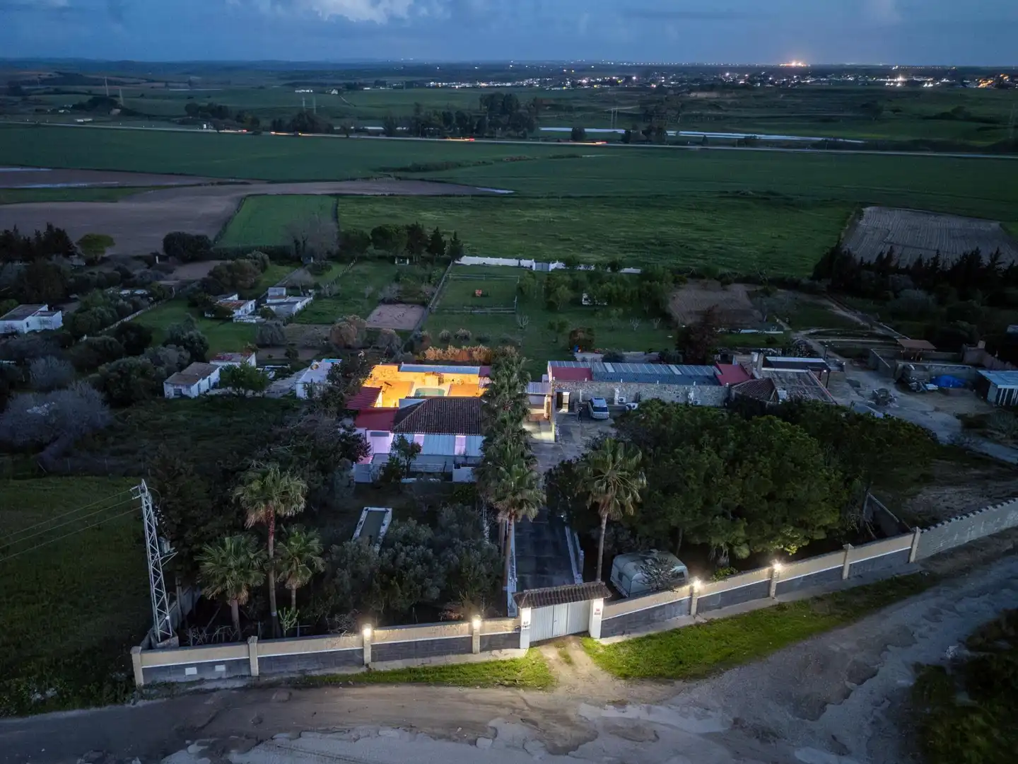 Exterior view of Houses for sale in Chiclana de la Frontera  with Air Conditioner, Heating and Private garden