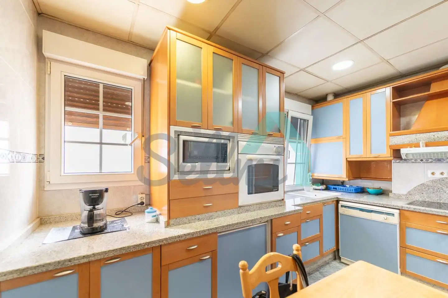 Küche von Wohnung zum Verkauf in Oviedo  mit Heizung, Parkett und Terrasse