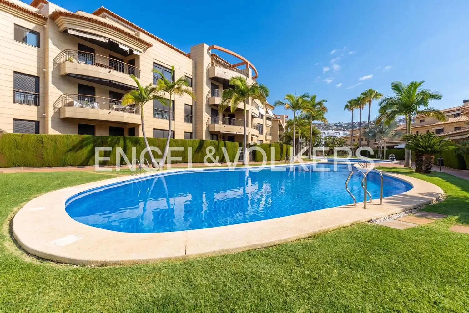Vista exterior de Piso de alquiler en Jávea / Xàbia con Aire acondicionado, Calefacción y Jardín privado