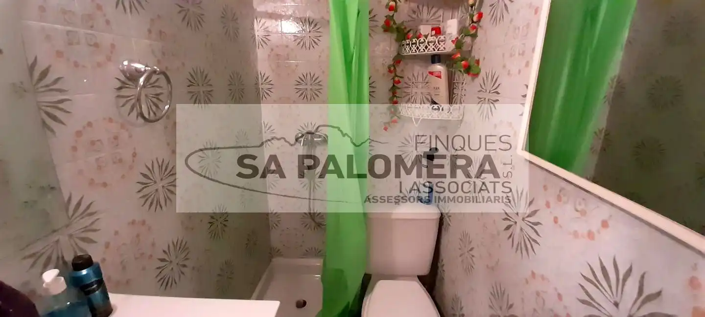 Baño de Piso en venta en Blanes con Aire acondicionado y Balcón