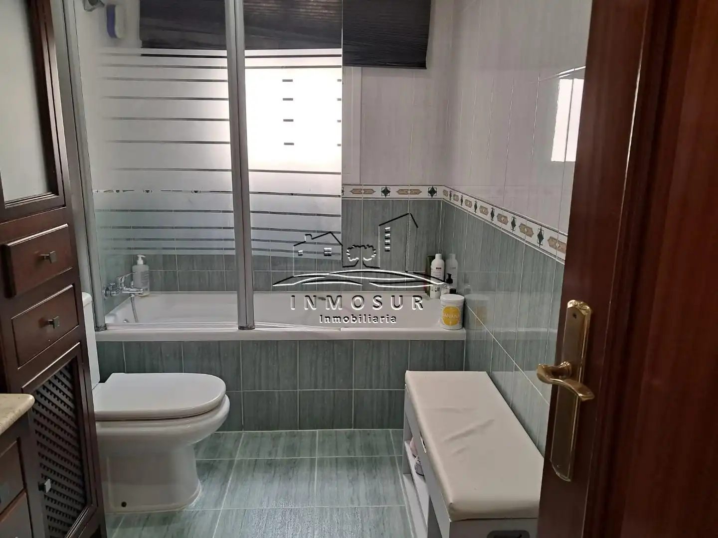 Baño de Piso en venta en Lucena con Trastero y Amueblado