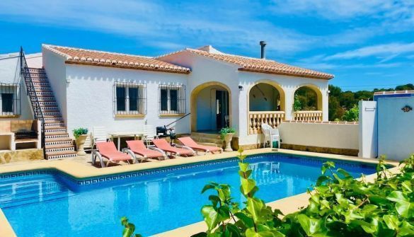 Vista exterior de Casa o xalet en venda en Jávea / Xàbia amb Aire condicionat, Jardí privat i Piscina