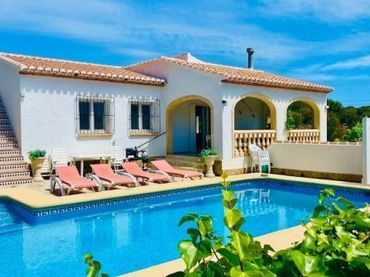 Casa con piscina en venta en Portichol - Balcón al Mar