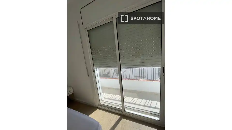 Schlafzimmer von Wohnung zur untervermieten in Sitges mit Klimaanlage und Terrasse