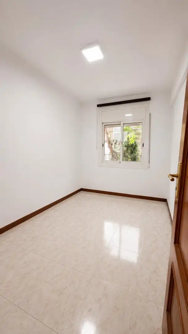 Habitación de Piso en venta en Cerdanyola del Vallès con Aire acondicionado
