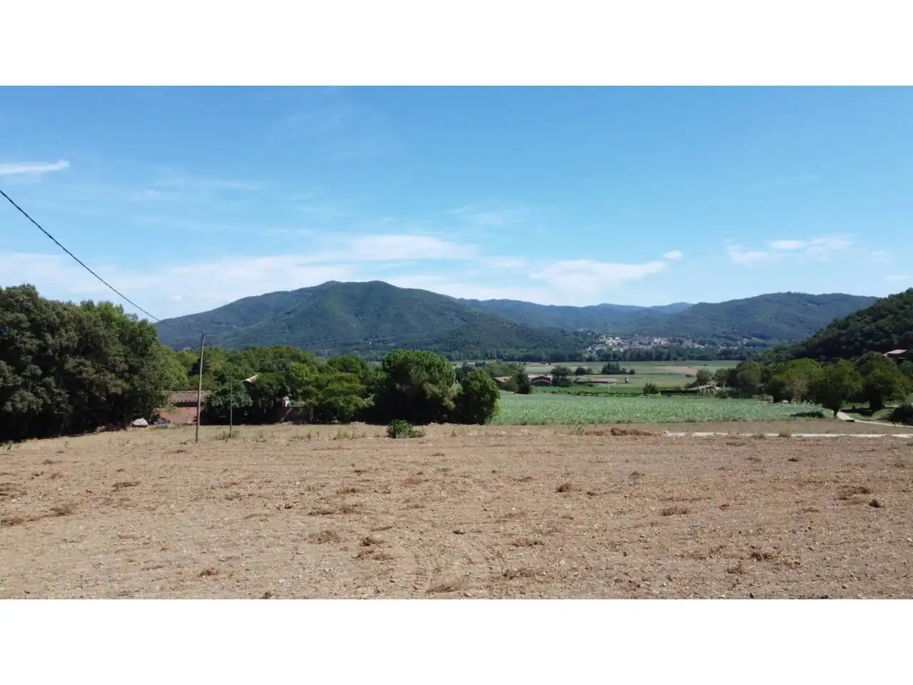 Finca rústica en venda en La Vall d'en Bas amb Calefacció, Jardí privat i Terrassa