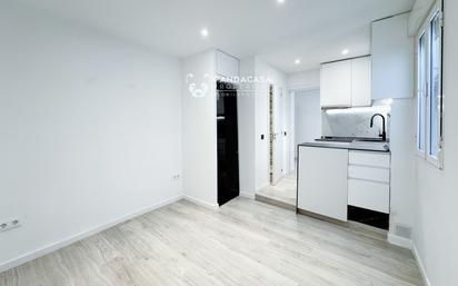 Flat to rent in  Madrid Capital  with Heating and Pets allowed