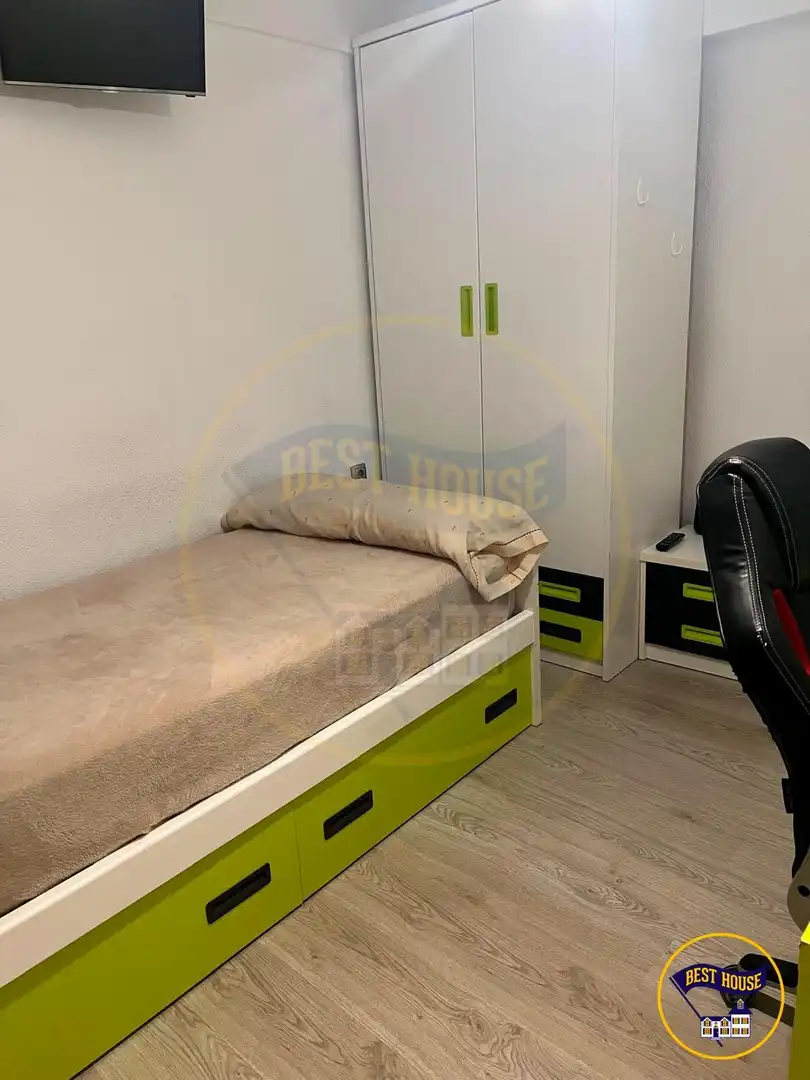 Schlafzimmer von Wohnung zur Miete in Cuenca mit Heizung, Terrasse und Möbliert