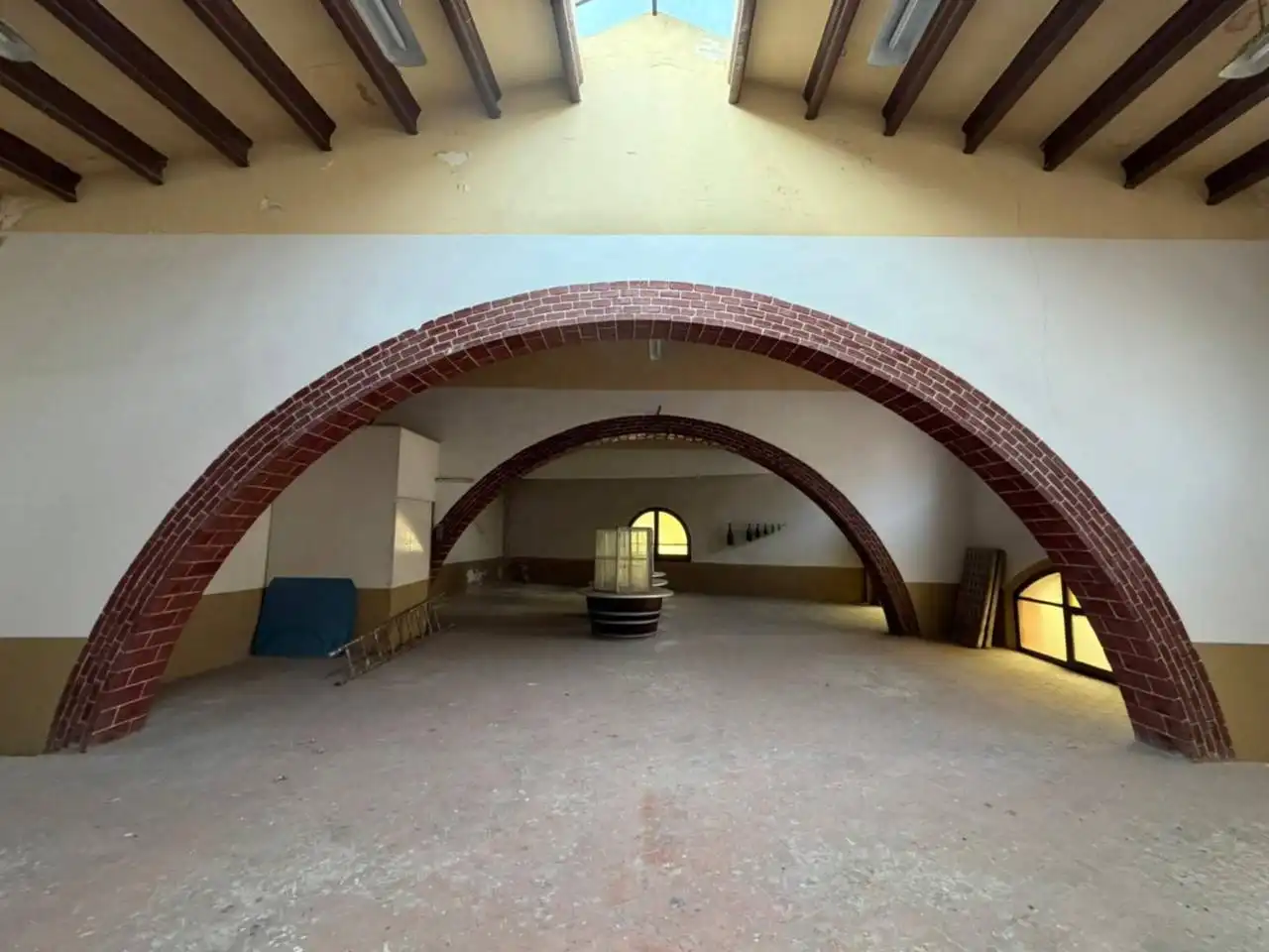 Fabrikhallen zum Verkauf in Sant Sadurní d'Anoia