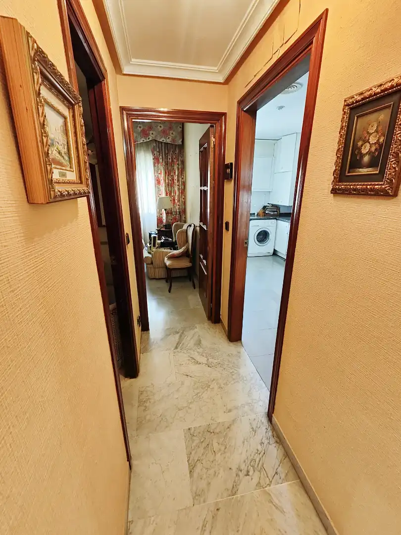 Flat for sale in Sevilla  with Air Conditioner, Terrace and Community pool