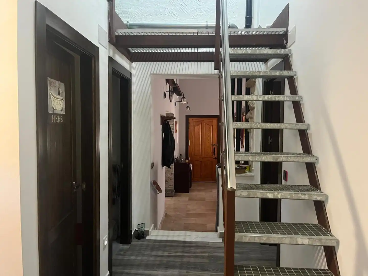 Country homes for sale in Almansa  with Heating, Swimming Pool and Furnished