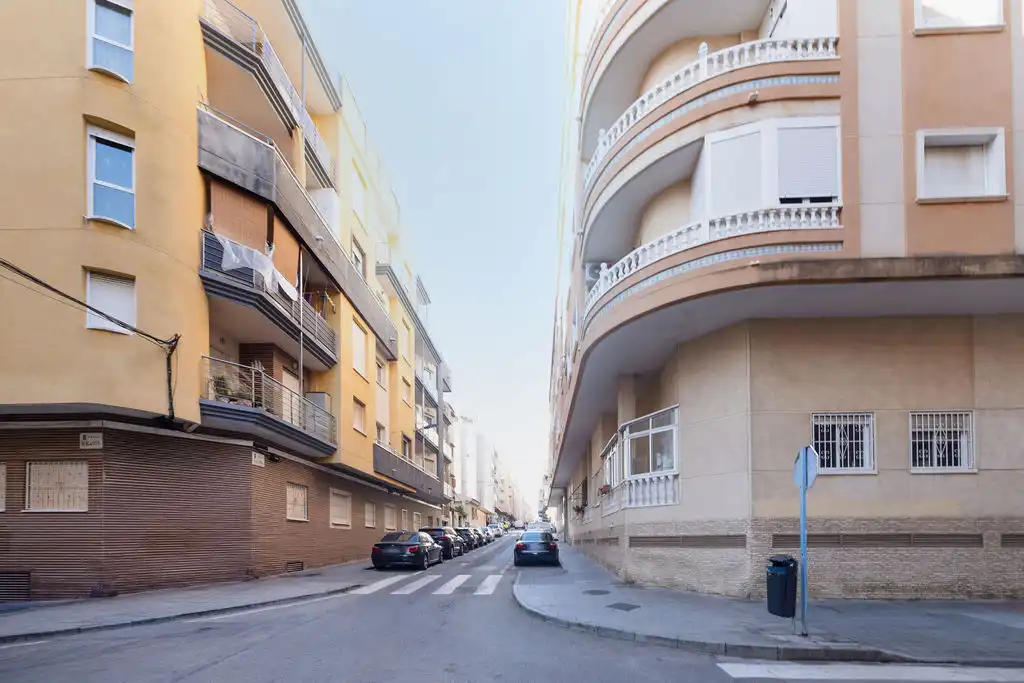 Piso en venta en C/ Bergatín, Avenida Habaneras - Curva de Palangre